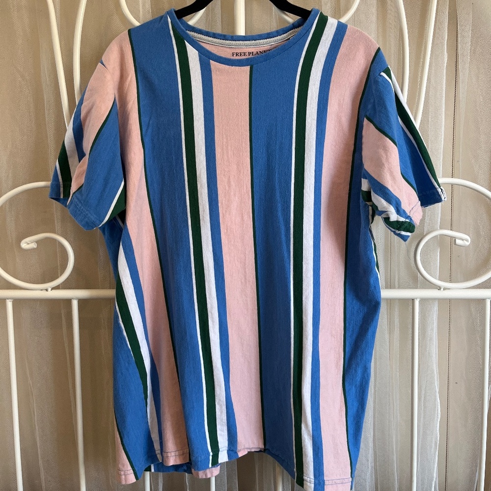 Free planet striped tee
